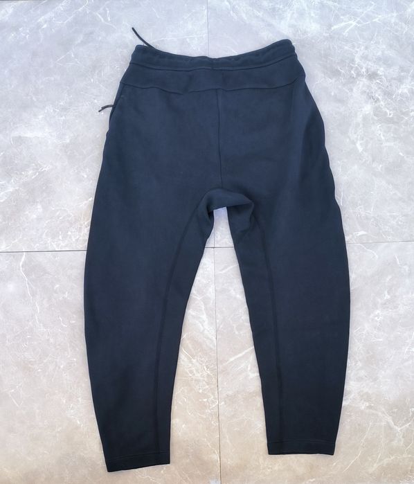 Nike Tech Fleece S размер