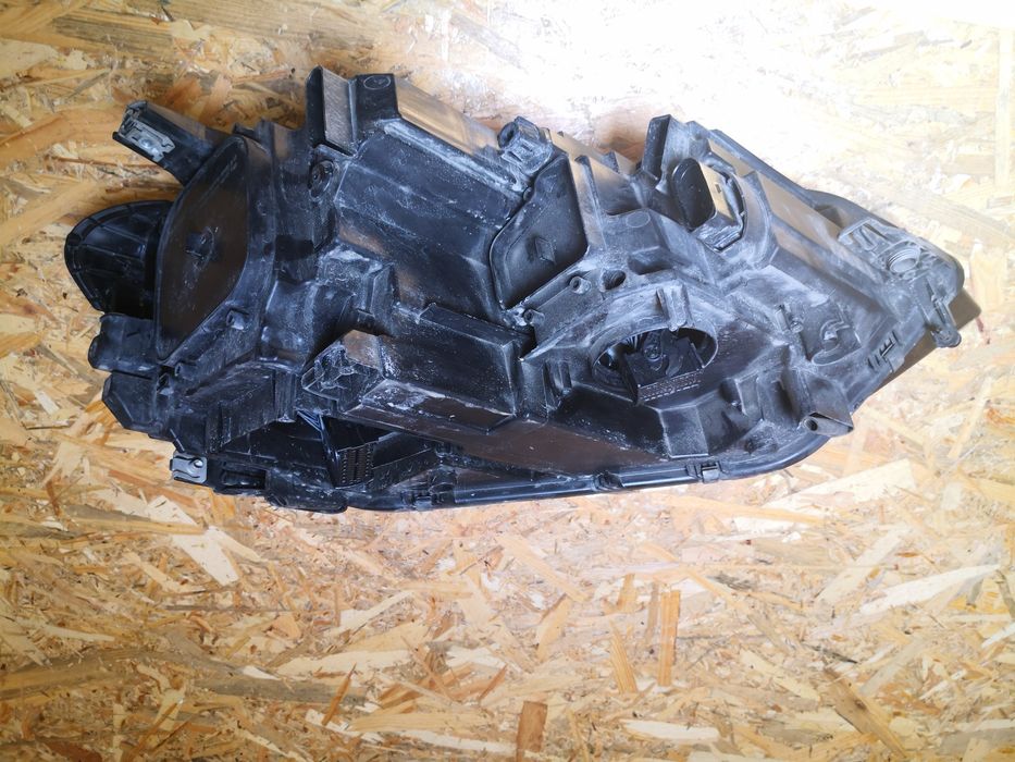 Ляв фар за Фолксваген Туран VW Turan Full LED