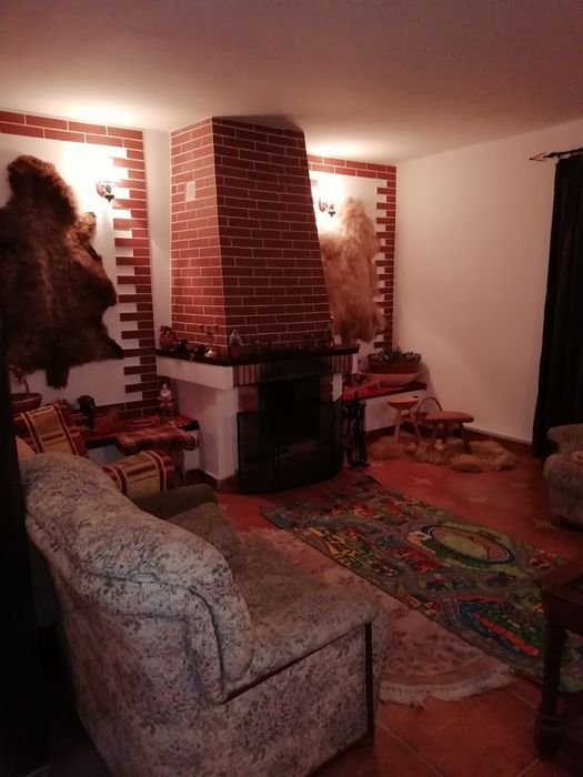 Casa la munte Stațiunea  Cheia/Prahova, pârâiaș langa teren