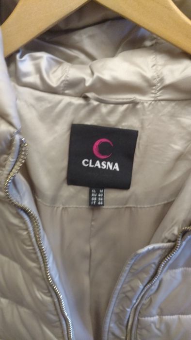 Продам куртку  Зимнюю 34-36р