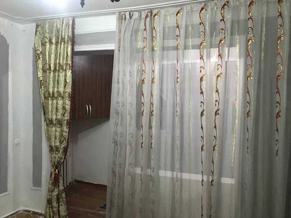 Аренда 1(2)-4-9 Куйлюк массив-5 метро бекати олдида