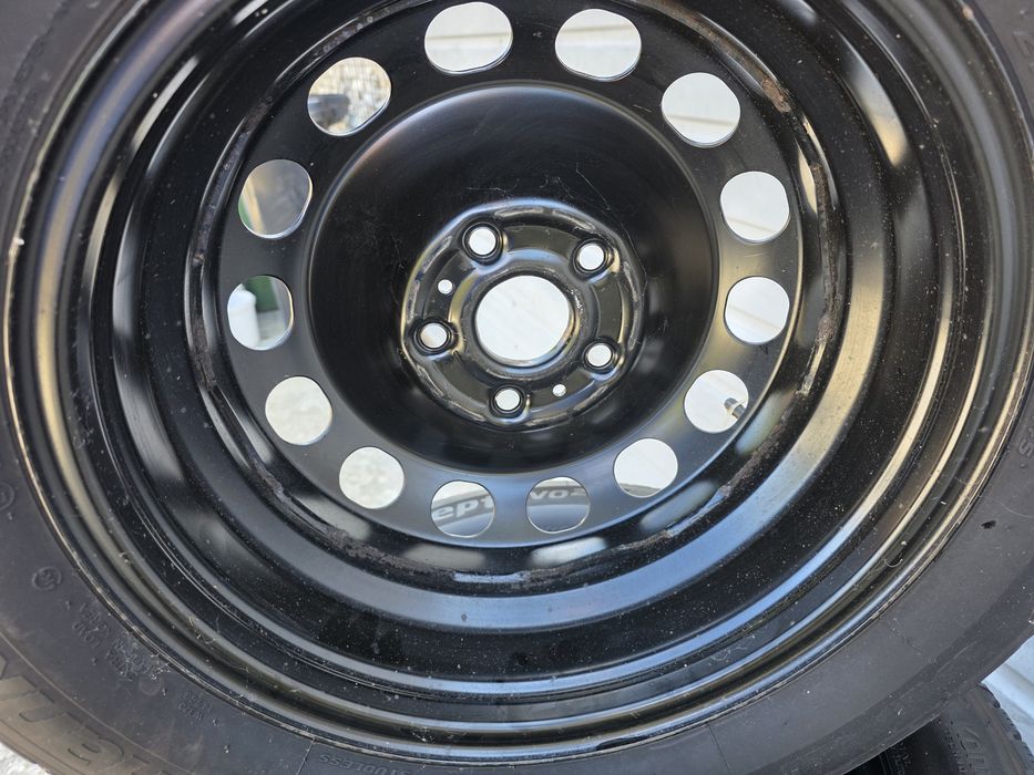 Roți de iarnă 5x112 215 60r16
