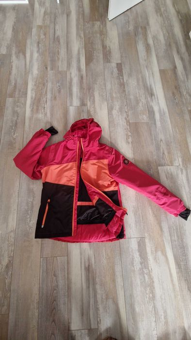 Детско/тийн ски яке – размер 158–164 (като ново)