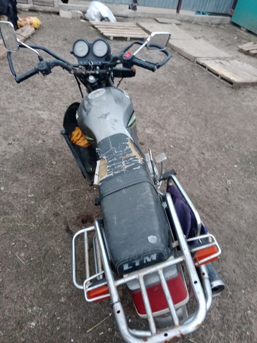 Мотоцикл сатылады 200000