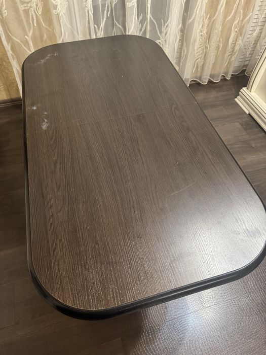 Стол кухонный деревянный