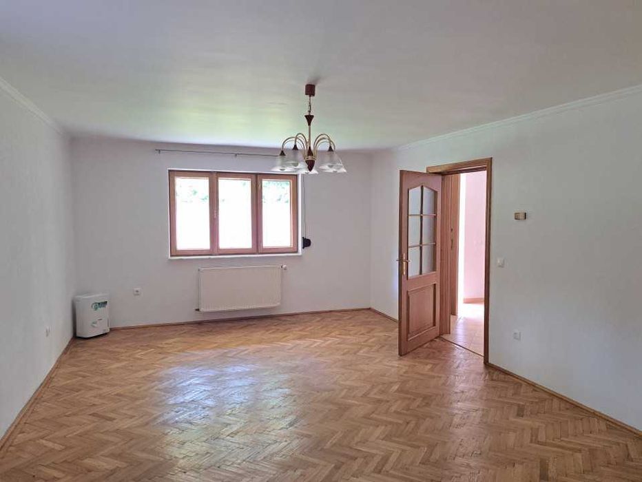 Vila de inchiriat ,Cartier Trivale,Pitesti