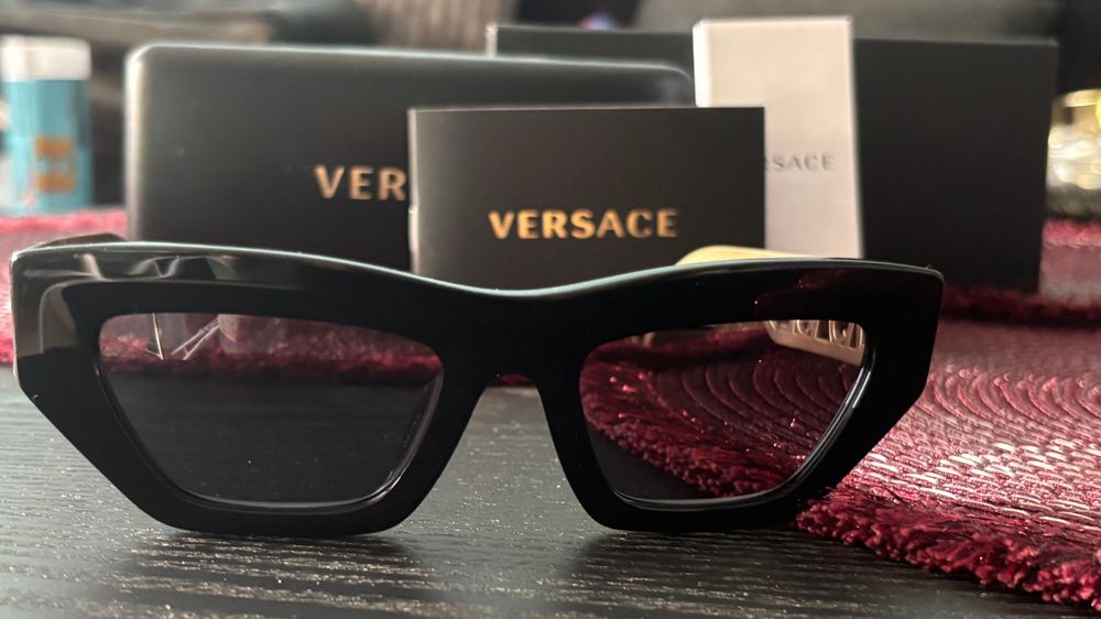 VERSACE слънчеви очила