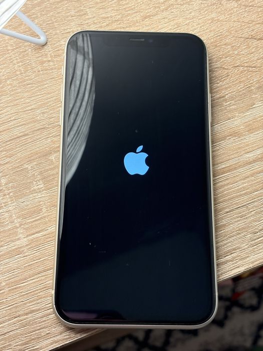 iPhone 11 Alb 64GB