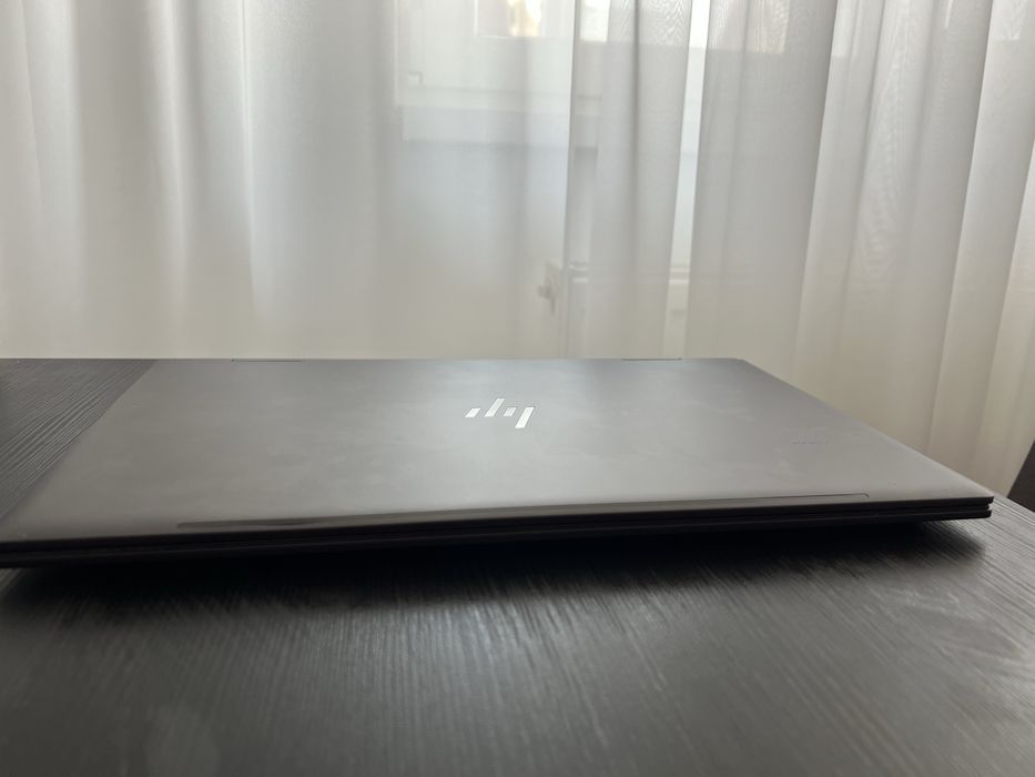 Laptop HP Envy x360 Convertible 15 – Ryzen 5, 8GB RAM, Touchscreen