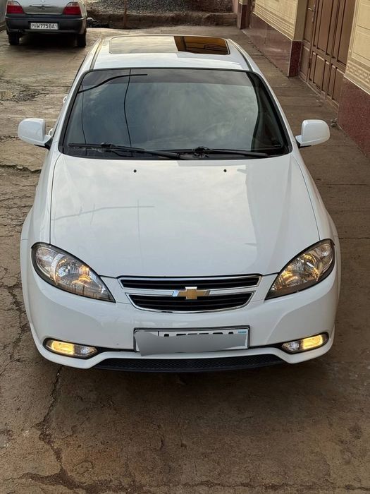 Срочно! Gentra 2019 probeg 37.000 radnoy kraska metan3 pok