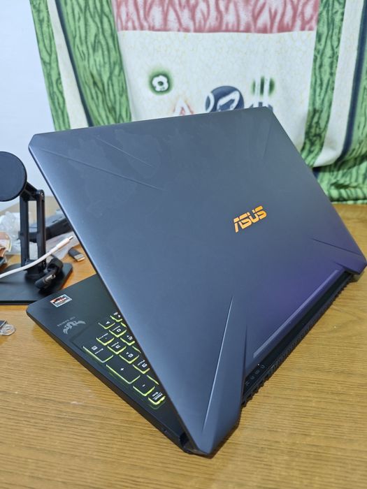Asus tuf gaming fx505dt-hn484