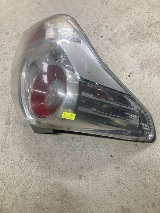 Ляв стоп за тойота версо/toyota verso 09-12г