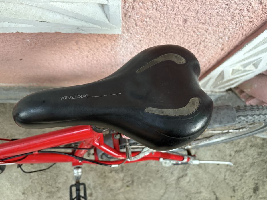 Bicicleta KTM 21 viteze Shimano premium cu antifurt suport telefon uzura normala stare foarte ok intretinuta ingrijita de la 990 lei la 340 lei