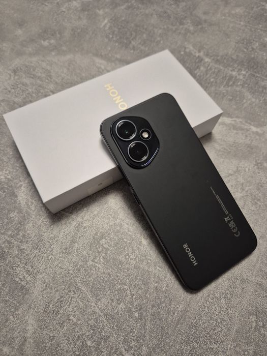 Honor 400 8GB RAM, 256 gb stocare