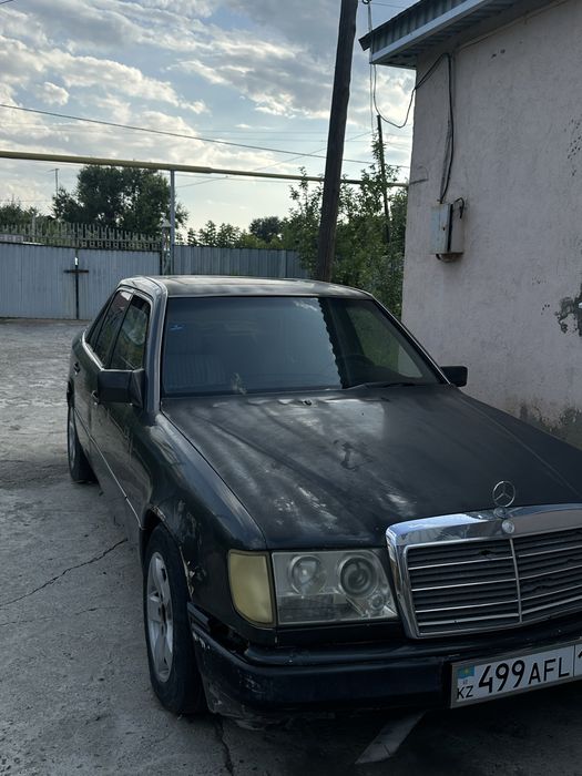 Продам Месредес w124