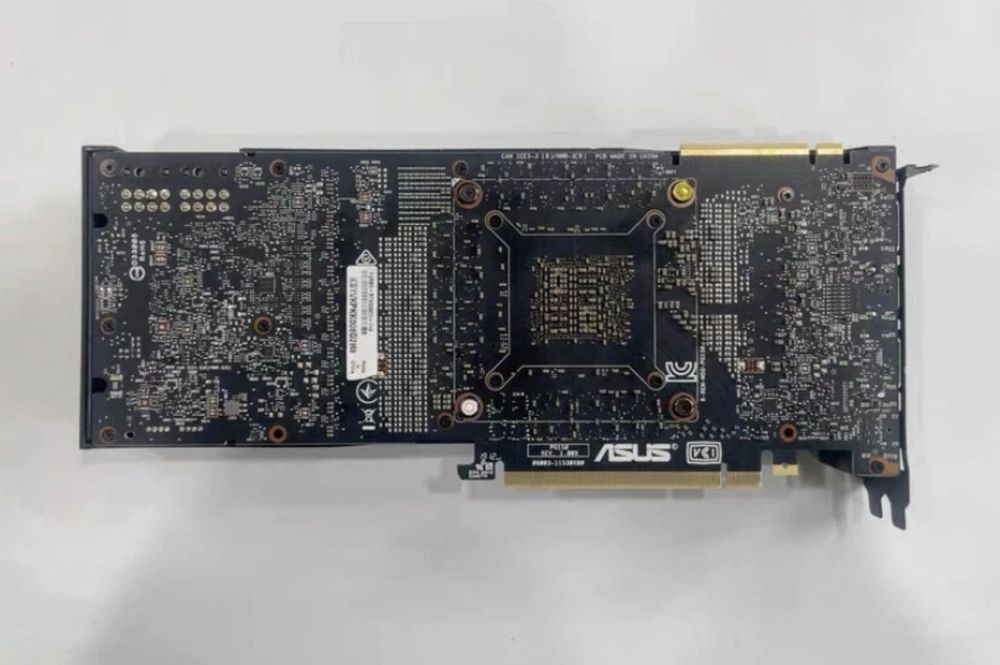 Гаранция! RTX 2080 Ti Asus Turbo