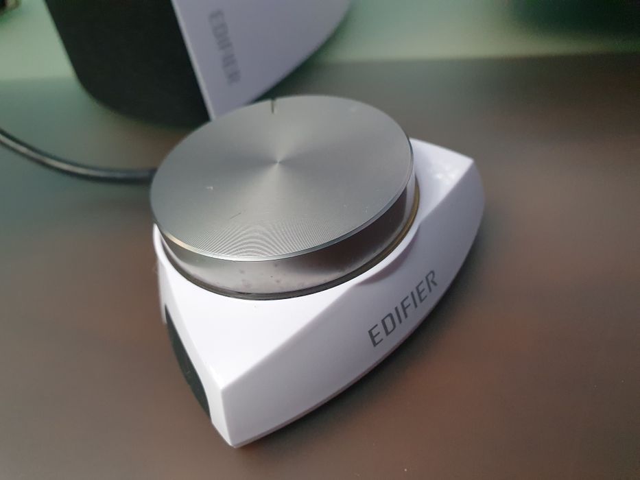 vand boxe 2.1Ediffice