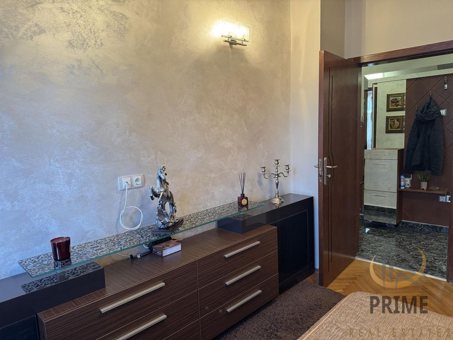 Продава се Многостаен апартамент в Бургас, Център - 120 кв.м за 2667 €/кв.м - Снимка #8