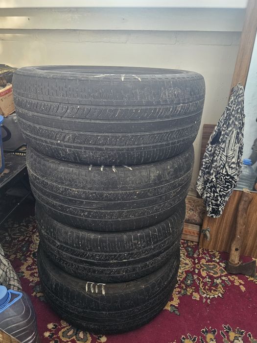 Продам шины комплект