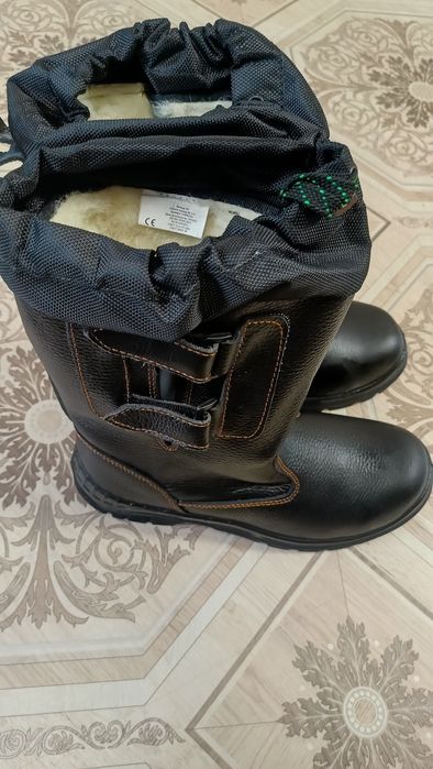 Зимняя обувь 42 р.