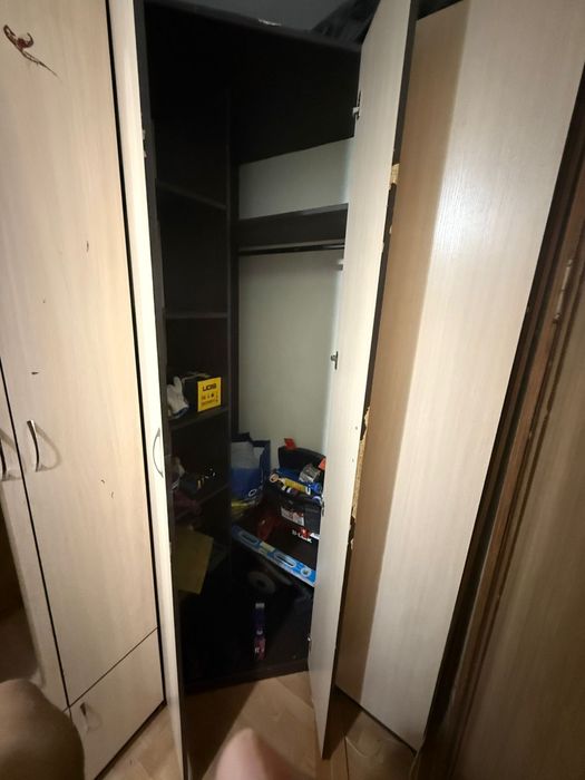 Продам вместительный шкаф