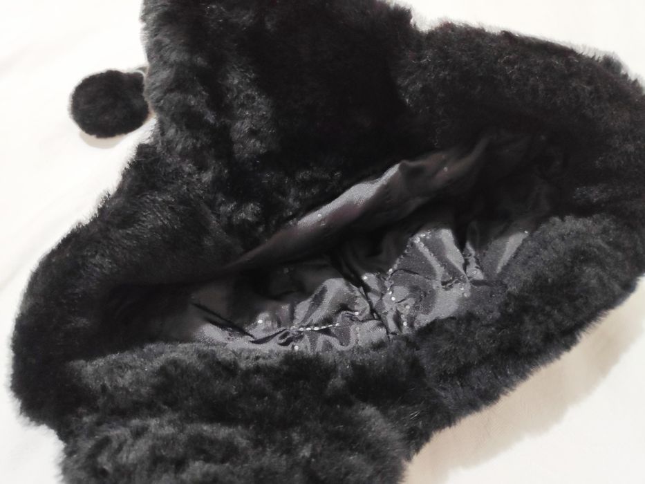 Căciulă din blană naturală, pentru copii. Cadou, mănuși de ski!