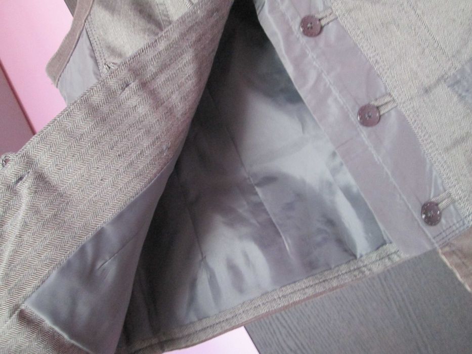 vesta dame Bonita deosebita 40