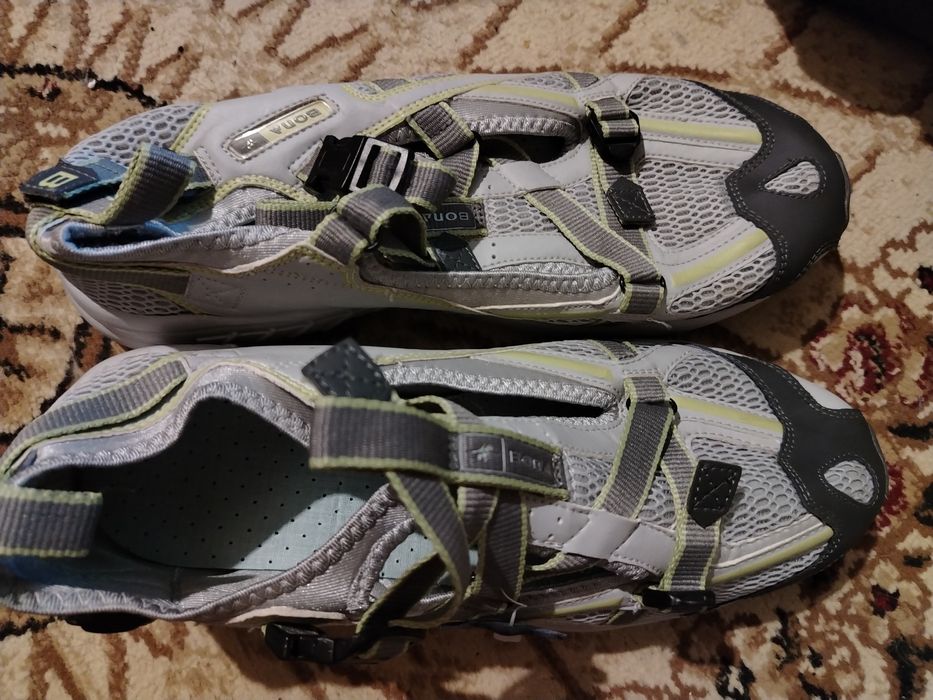 Кроссовки Bona, мужские