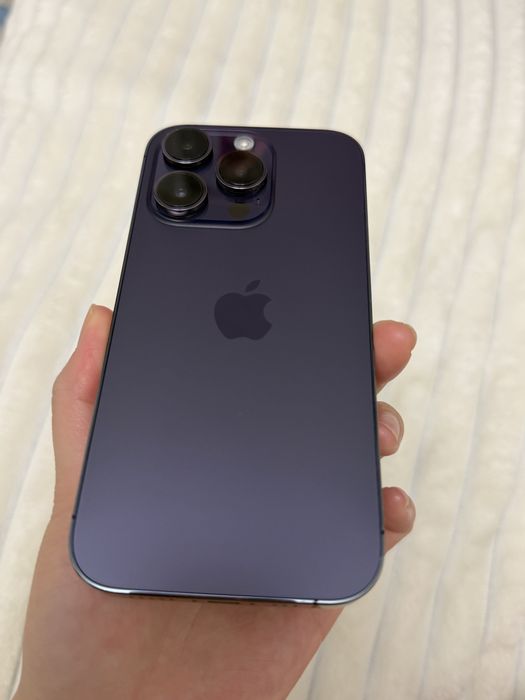 Продам Айфон 14 pro