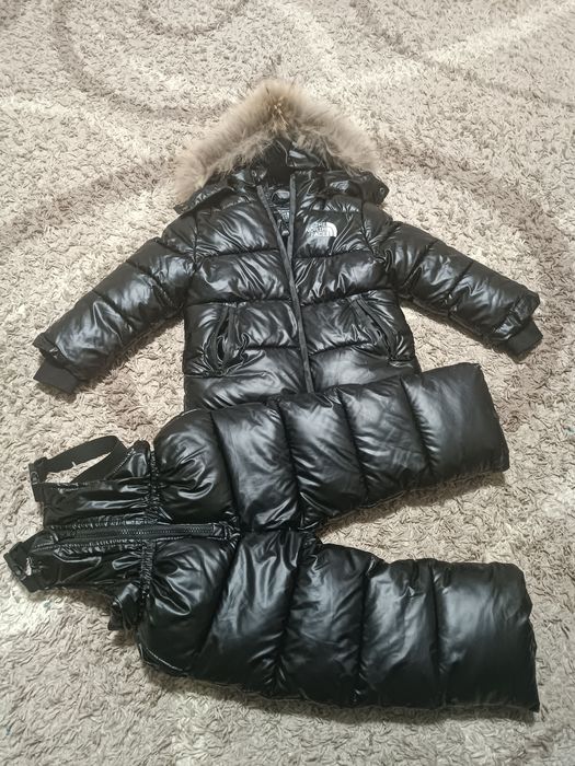 Продам комбинезон зимний