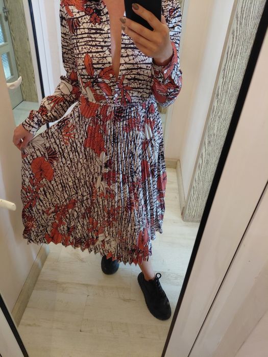 Дамски рокли С/М