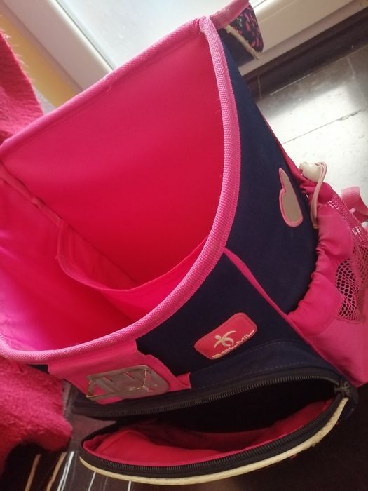 Анатомична ученическа раница +подарък