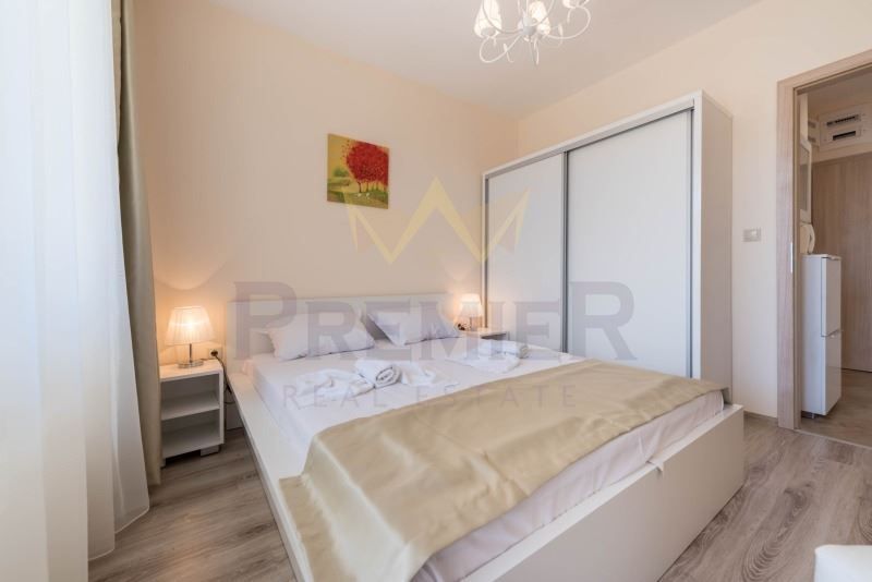 Дава се под наем Двустаен апартамент в Варна, Аспарухово - 67 кв.м за 600 € - Снимка #3