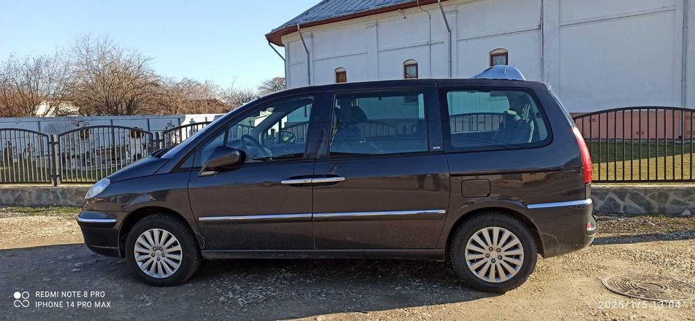 PEUGEOT 807