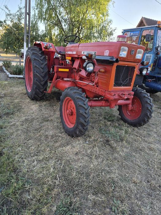 Tractor universal 650