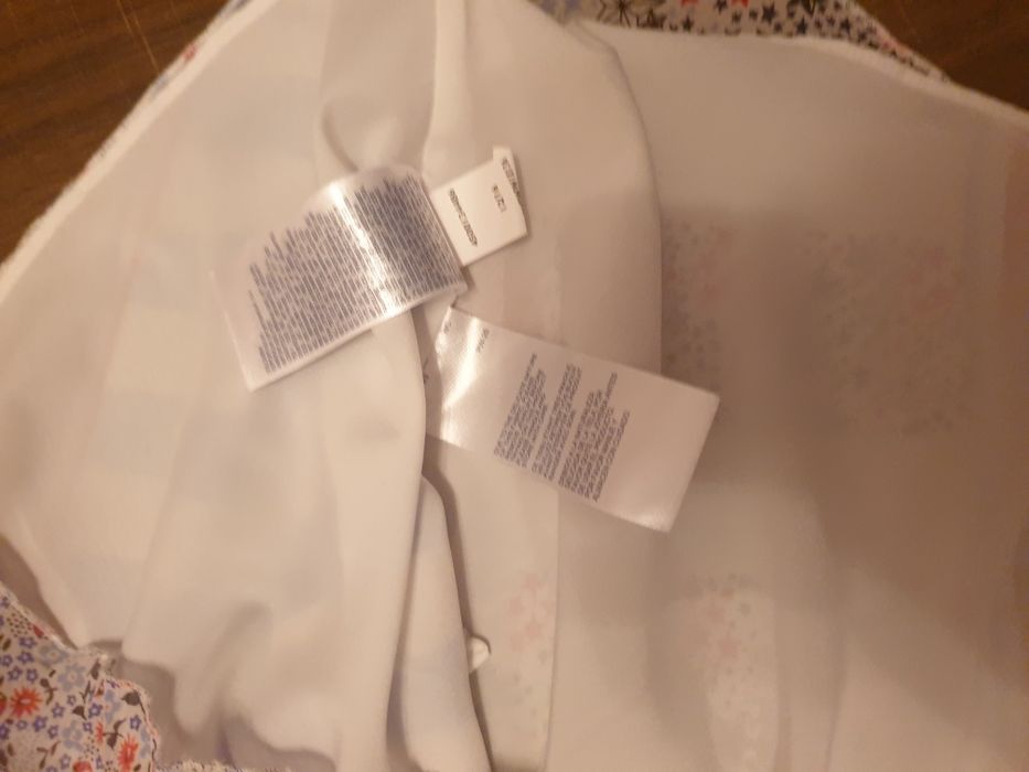 Rochita tommy hilfiger marimea xs