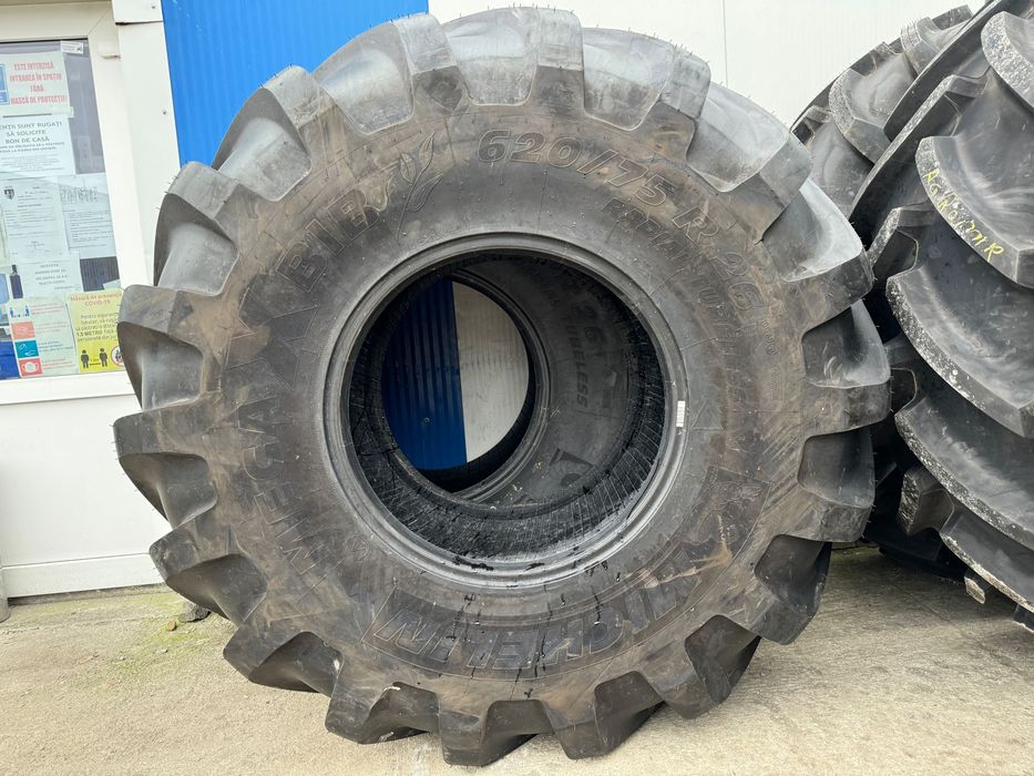620/75 r26 Michelin megaXbib 166A8  Cauciucuri tractor, Fiat, Case, Fendt, John Deere, New Holland, Massey Ferguson, UTB   Cauciucuri tractor, Fiat, C
