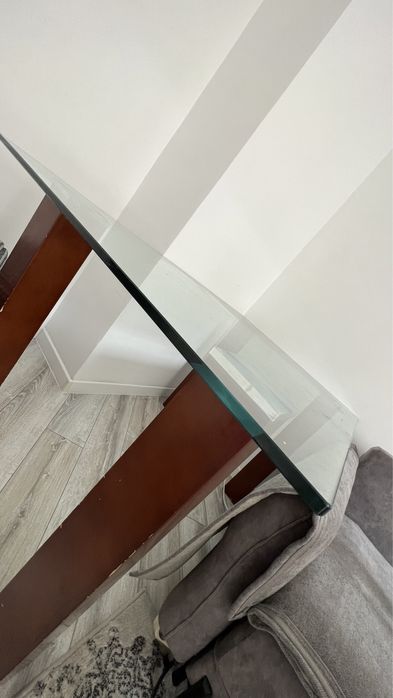 Продам стол обеденный 150 на 90