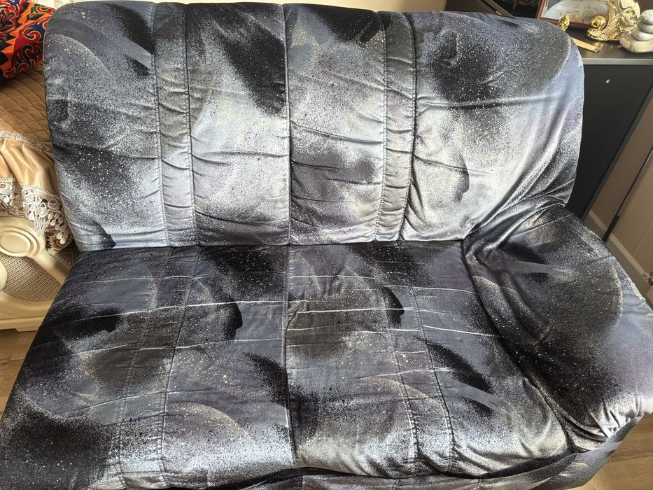 Продам диван стильный