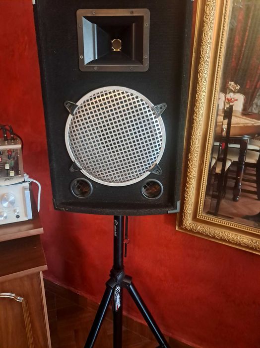Sistem audio 6 boze + sistem fum gros, microfoane, plus accesorii