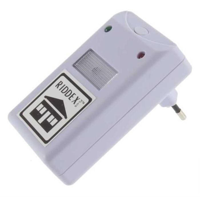 5 aparate cu ultrasunete,electromagnetice anti rozatoare si insecte