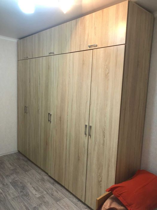 Продам вместительный шкаф