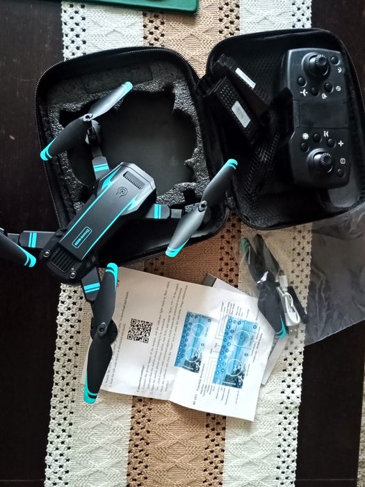 Mini Drona de pe AliExpress