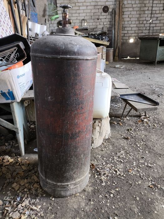 Газовый баллон..