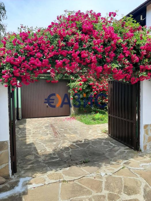 Продава се Къща в с. Горица, Област Бургас - 129 кв.м за 514 €/кв.м - Снимка #1