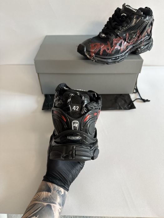 *PREMIUM* Balenciaga Runner Graffiti Negri