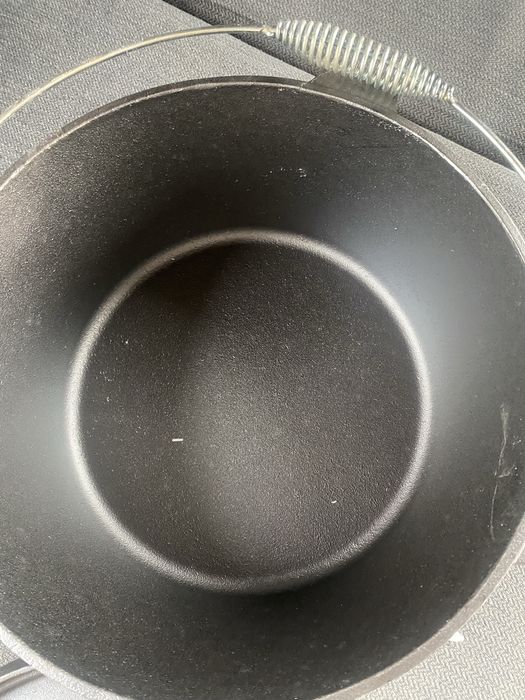 Холандска фурна ,BBQ съд,  8 л., черна