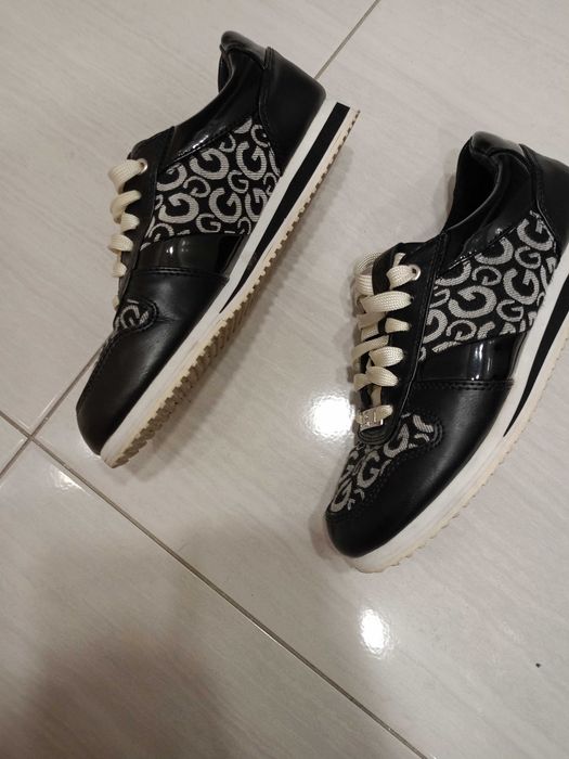 Маратонки Guess 37н