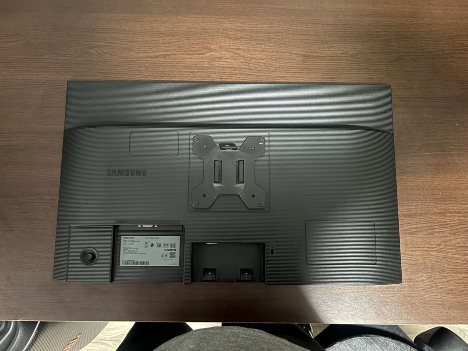 Display ecran 24 inchi samsung full HD