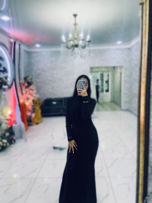 Продам платье в отличном состояний